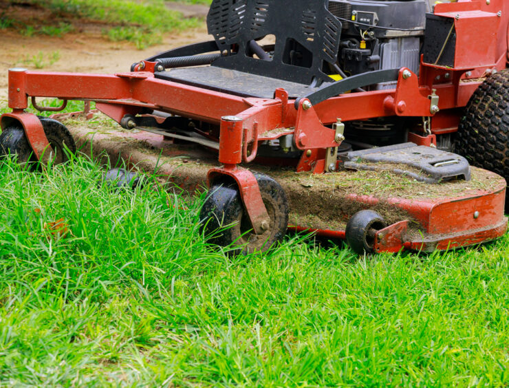 Riding lawn mower